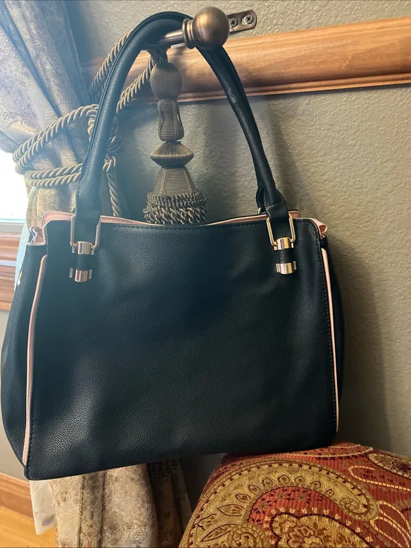 Sleek Black Pebbled Tote with Pink Trim and Gold Hardware - Image 11