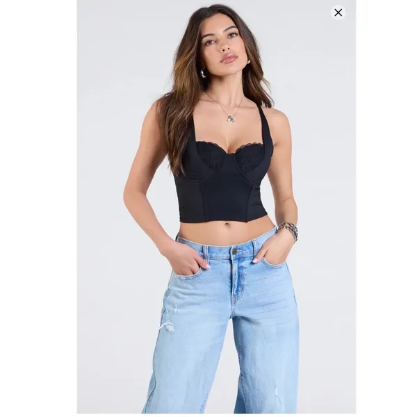 New Windsor Romantic At Heart Lace Trim Crop Top Lace Black‎ Small Dark Romantic - Image 2