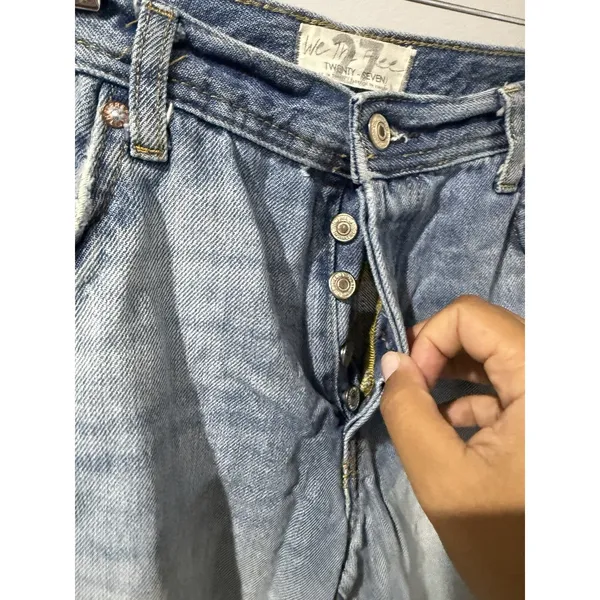 Free People We The Free Maggie Heavily Distressed Crop Jeans Size 27 Frayed Hem - Image 6