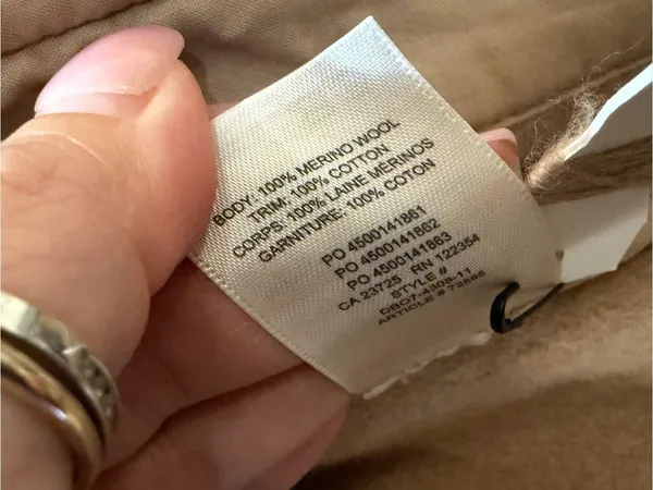 Aritzia Wilfred Cream Tan Teddy Shacket Jacket size XS (oversized) 100% Wool - Image 8