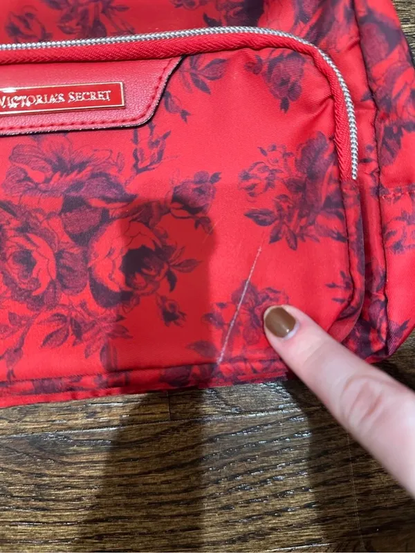 Victoria’s Secret Makeup Bag - Image 5