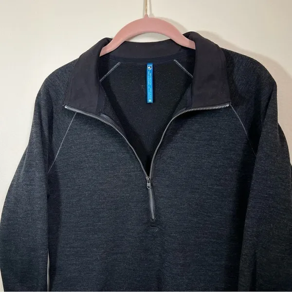 Kuhl Women’s‎ Dark Gray Wool Blend Quarter Zip Medium - Image 2