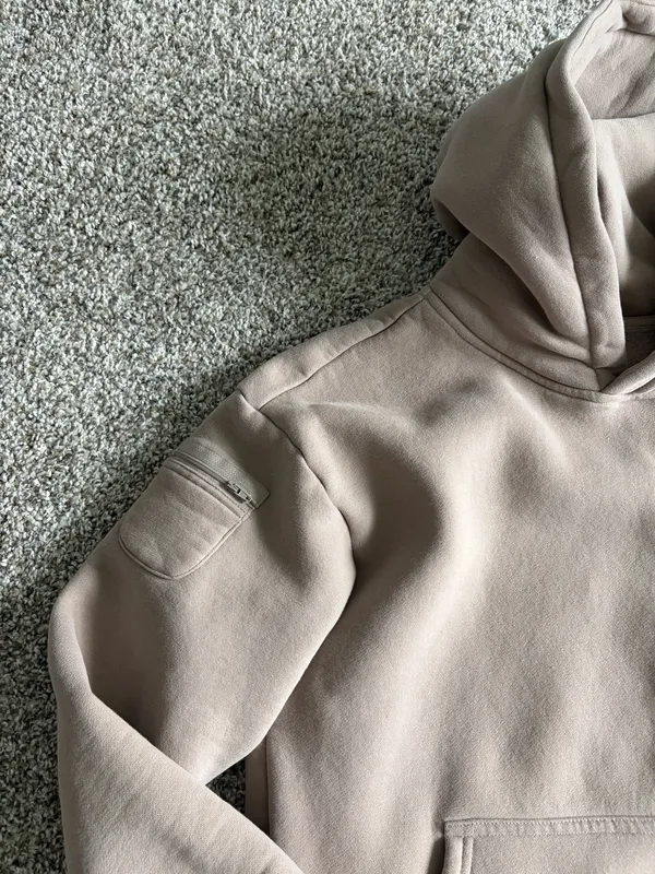 Comfrt travel hoodie - Image 2