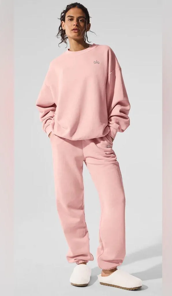 ALO Yoga NWT Accolade Crew Neck Pullover Sweatshirt Pink Quartz Size S SOLD OUT - Image 4