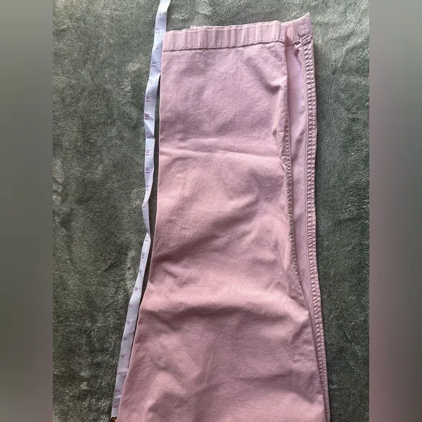 L.L. Bean Women's Light Pink pants 10P - Image 7