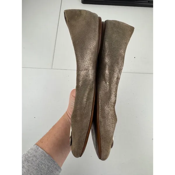 COACH Metallic Bronze‎ Leather Ballet Flats With Circle Logo Accent Women Size 8 - Image 6