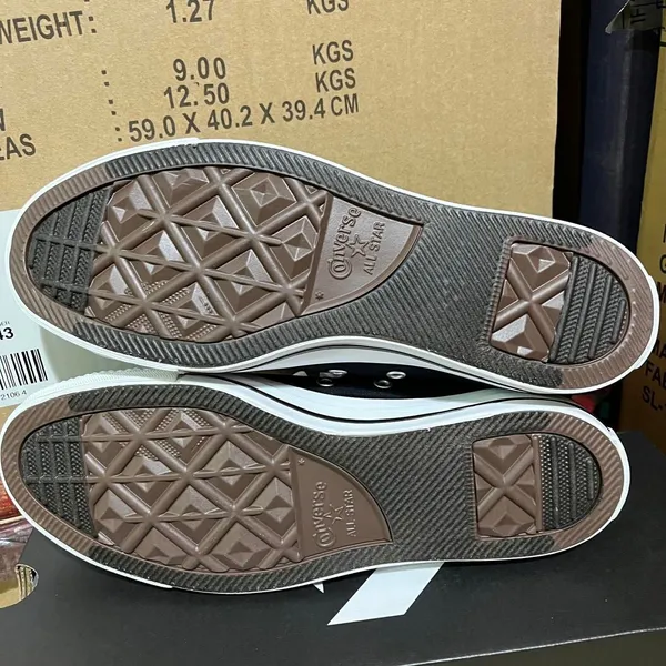 Converse Women's Black Trainers - Image 7