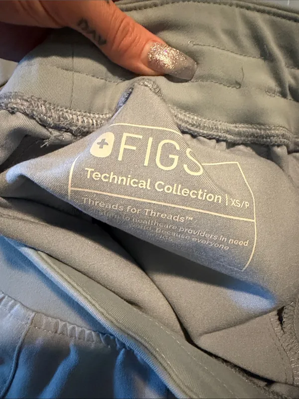 Figs Dusty Blue Scrub Top & Jogger Set - Image 3