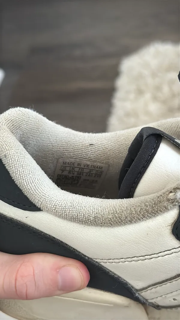 Adidas Shoes - Image 2