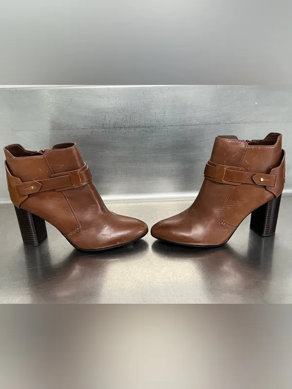 Tory Burch Almond Brown Colton 85mm Galleon Leather Bootie - Size 8 - NWT. - Image 5