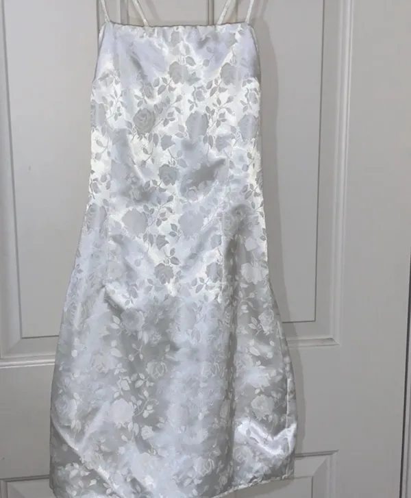 Lucy in the Sky White Floral Dress - Image 6