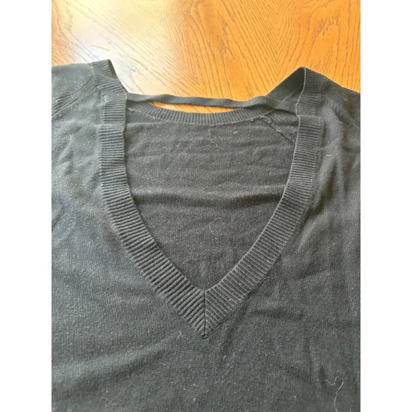 Lululemon Black V Neck Open Back Long Sleeve Sweater Top Women's Size Medium‎ - Image 8