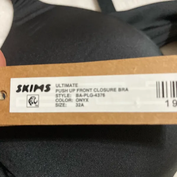 SKIMS Ultimate Push-Up Bra 32A - Image 4