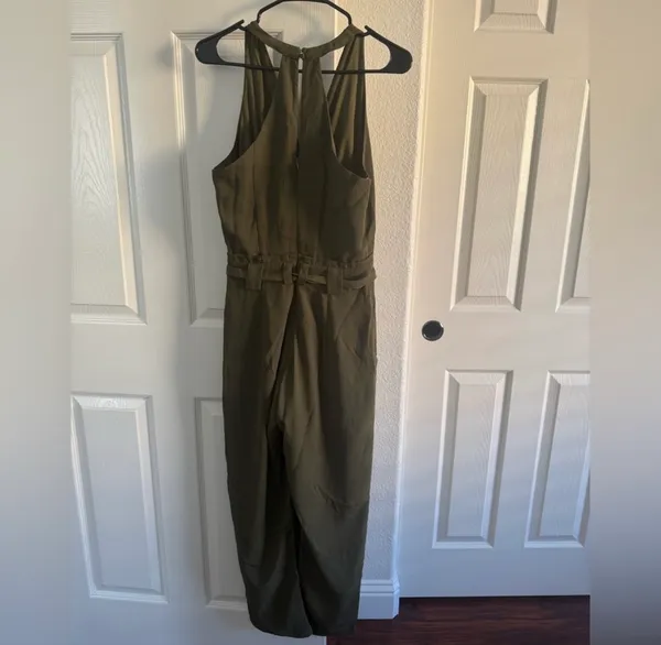 Lulu’s Olive Green Jumpsuit  - Image 4