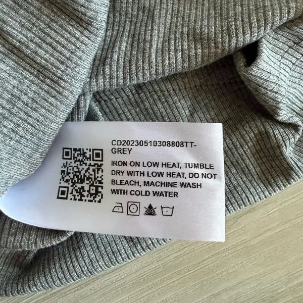 Cider Solid Rib Long Sleeve Tee Grey Large NWT IN PACKAGE - Image 8