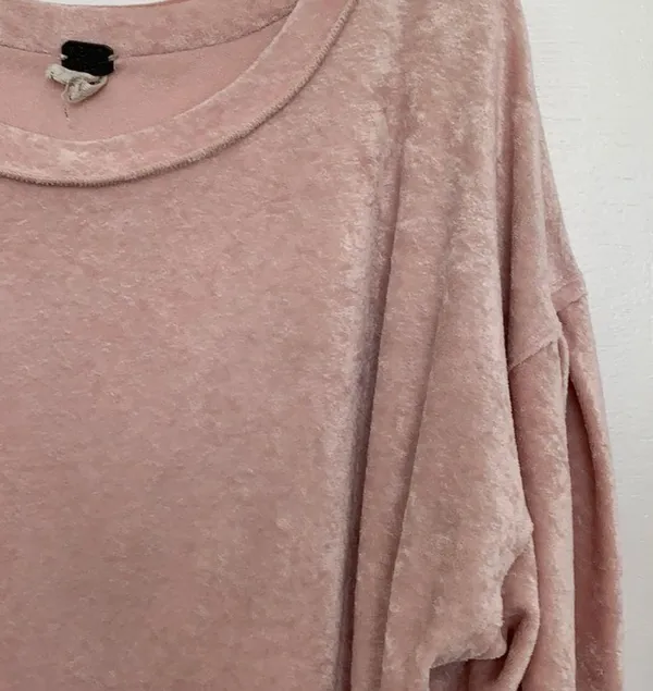 Free People Pink Velvet top M - Image 6