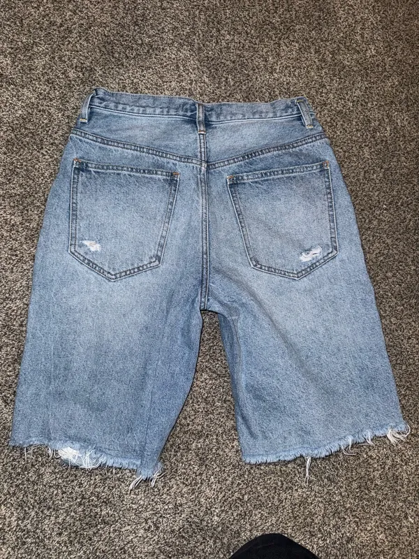 Free People We The Free Twenty-Seven Distressed Denim Jorts Shorts Size 27 - Image 4