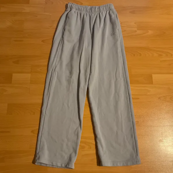 Alo Yoga Accolade Straight Leg Sweatpant Winter Frost XS - Image 2