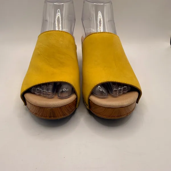 Dansko Maci Mule Yellow Milled Nubuck Leather Open Toe Slide Clog Sandal Size 36 - Image 2