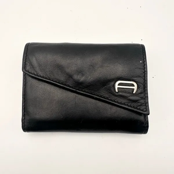 Etienne Aigner Silver Horseshoe A Tri Fold Slant Flap Accordion Wallet Vintage - Image 2
