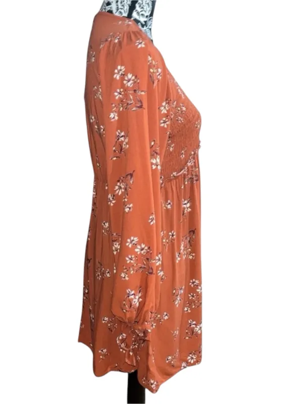 Wild Fable Smocked V-Neck Peasant Dress Size M - Image 2
