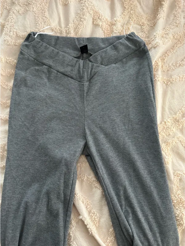 SheIn Yoga pants - Image 2