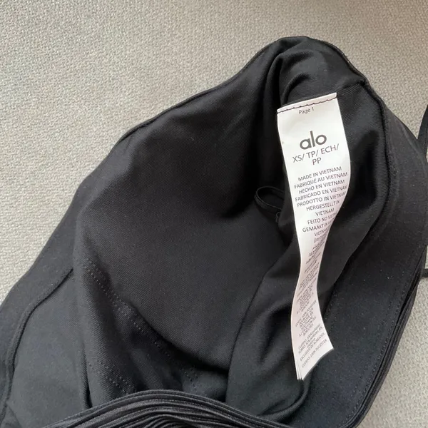 Alo Yoga Micro Plisse Game On Bra Black XS - Image 3