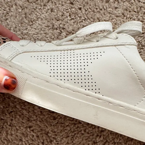 Universal Thread White and Tan Dot Sneakers - Image 7