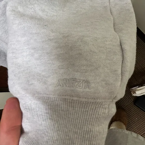 aritzia hoodie - Image 5
