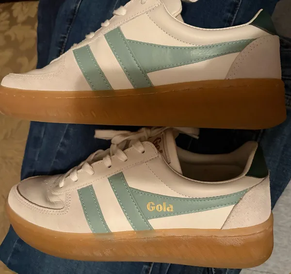Women’s Gola Classics Viper Leather Sneaker white/evergreen - Image 2