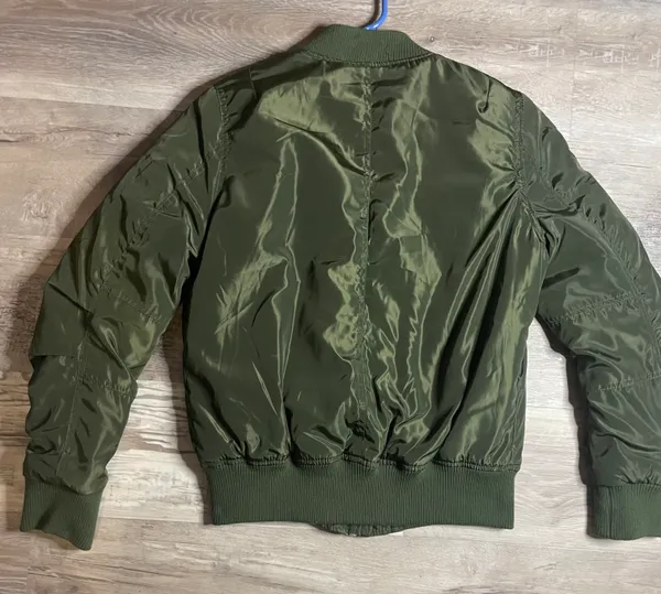 Tilly’s Sherpa Lined Bomber Jacket - Image 4