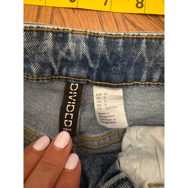 H&M Divided Straight Leg Jeans Women 0 Blue High Waisted Denim Medium Wash - Image 4