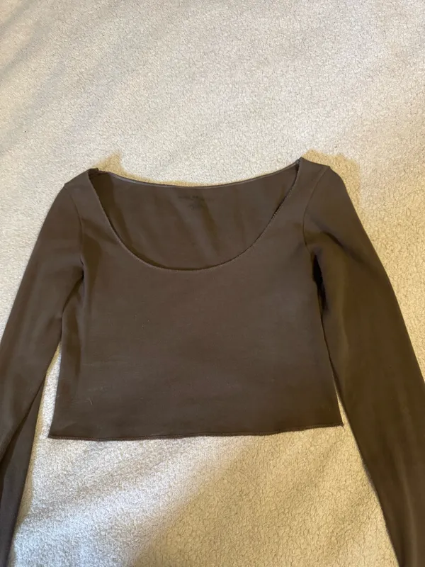 Brandy Melville Long Sleeve Top - Image 2