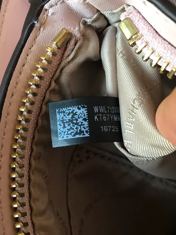 Michael Kors Purse - Image 12