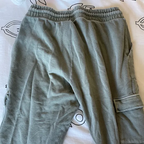 Old Navy Green Joggers - Image 5
