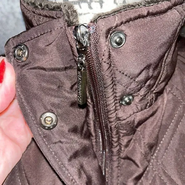 Weatherproof Garment Company Brown Quilted Vest Faux Fur Collar Small‎ - Image 5