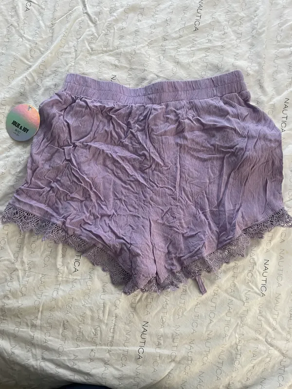 Women Shorts Size Medium Purple - Image 2