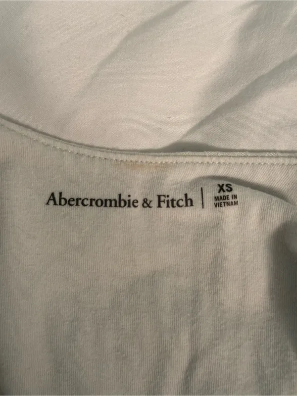 Abercrombie & Fitch Boat Neck Ribbed Low Back Tee - Image 4