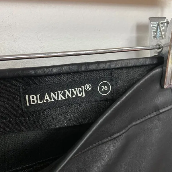 BLANK NYC Black Faux Leather Biker Chino Shorts Size 26‎ - Image 6