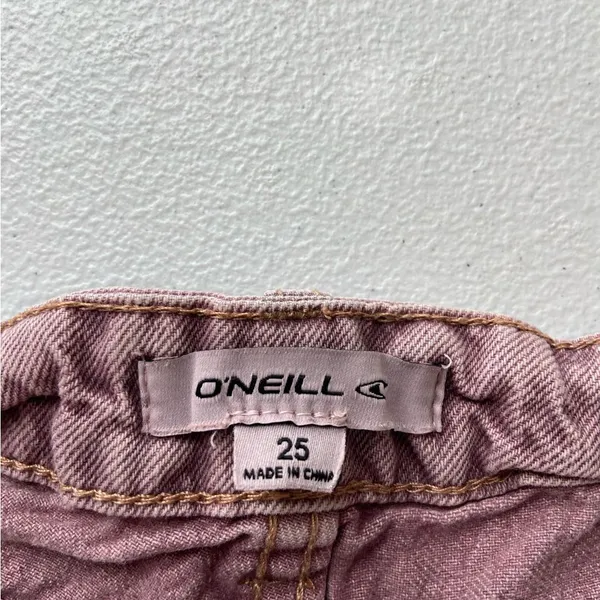 O’Neill women’s light wash maroon denim distressed hem short shorts size 25‎ - Image 7