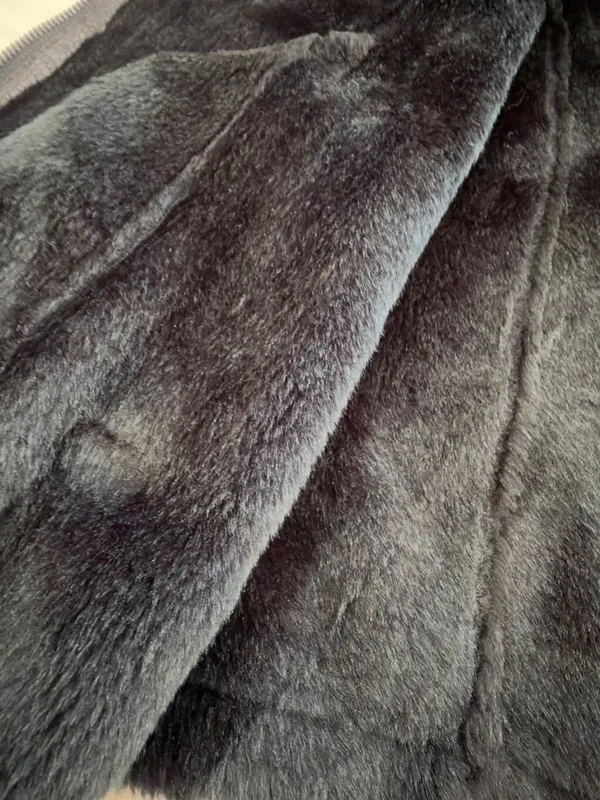 Jaclyn Smith Black Faux Shearling-Trim Vest - Image 11