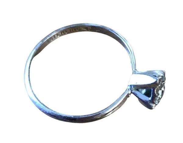 Vintage Solitaire Cubic Zirconia Sterling Silver Ring, CZ Silver Band Sz 9 - Image 4