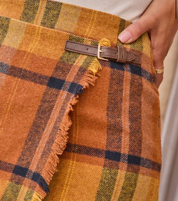 Vici Plaid Skirt  - Image 3