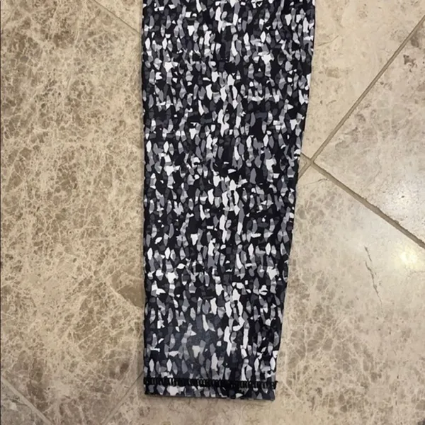 Fabletics Mid-Rise Mesh Powerhold Legging Medium Black Sheer Full Length - Image 11