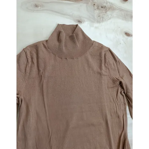 BANANA REPUBLIC 100% Merino Wool Womens XS Turtleneck Sweater Light Brown Camel - Image 3