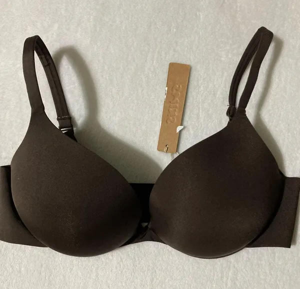 SKIMS Ultimate Push-Up Bra 32B - Image 2