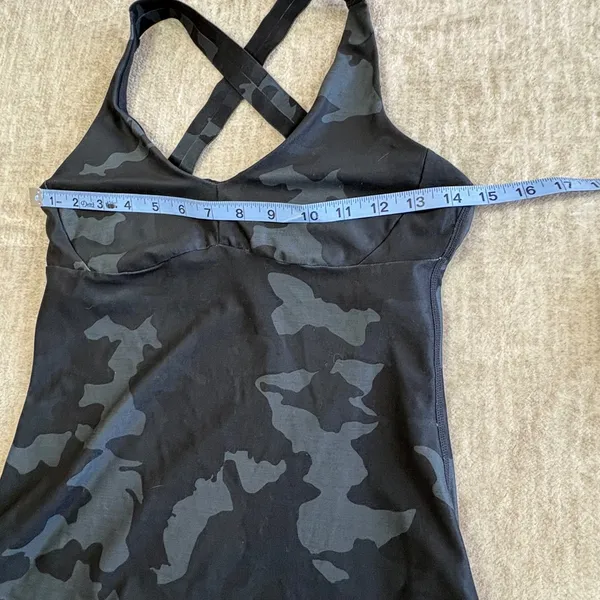 Prana Layna Tank Womens XS Crisscross Back Gray Camo‎ Yoga Gym Workout Gorpcore - Image 2