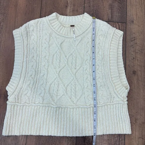 Free People Ivory Knit Rowan Sleeveless Sweater Vest Womens Medium Boxy Boho $78 - Image 8