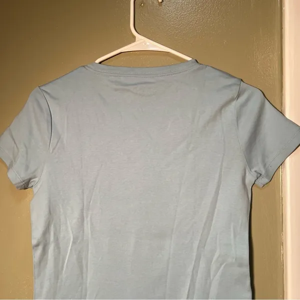 DKNY Women's‎ Size Small Crewneck T-Shirt Light Blue Cap Sleeves Organic Cotton - Image 5