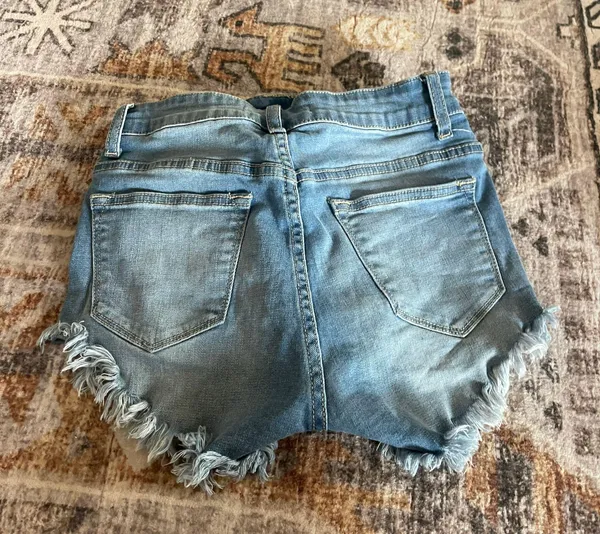 KanCan USA Jean Shorts - Image 3